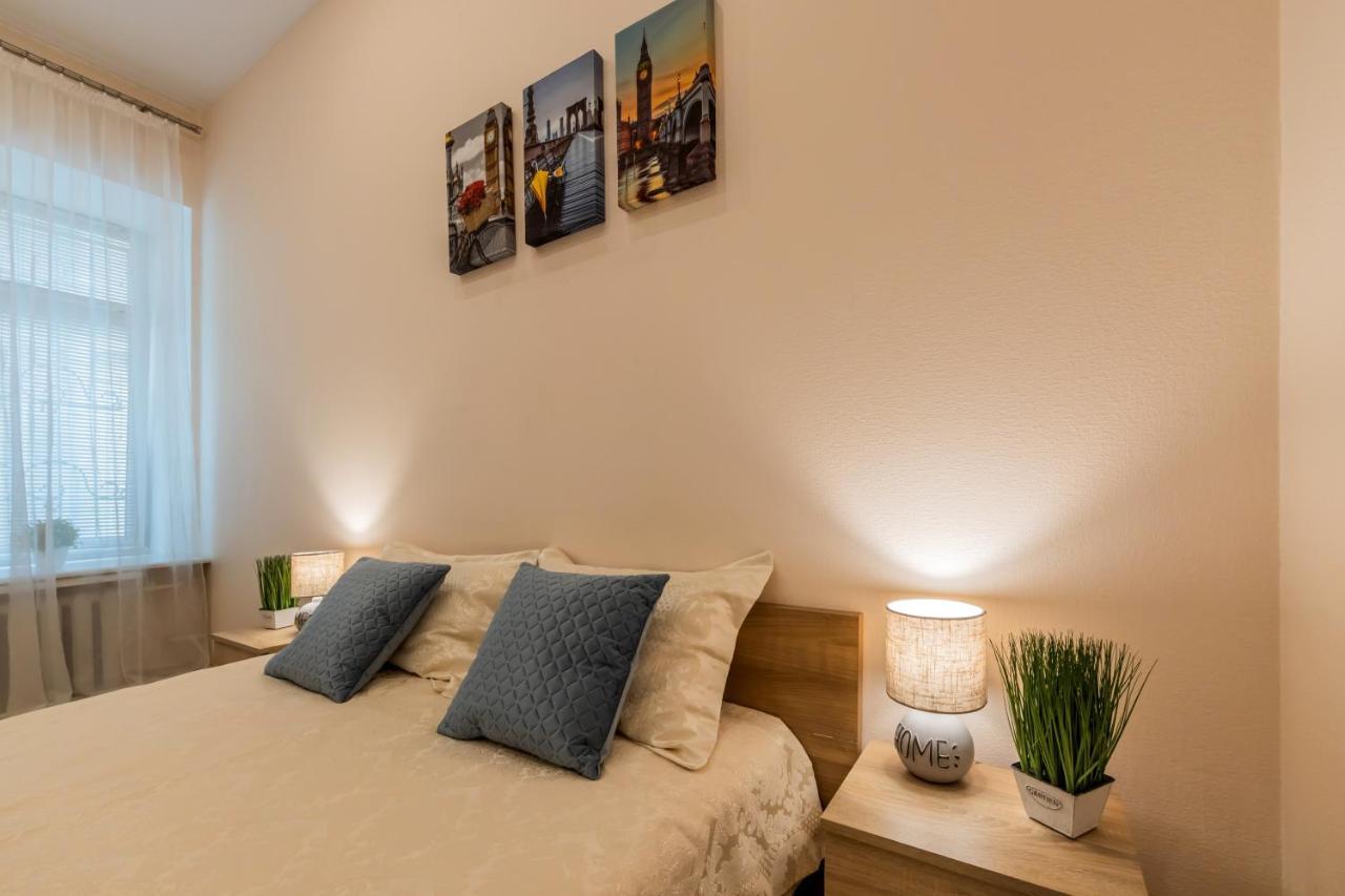 2К Квартира Між Майданом Та Софією Київською Apartment Bagian luar foto