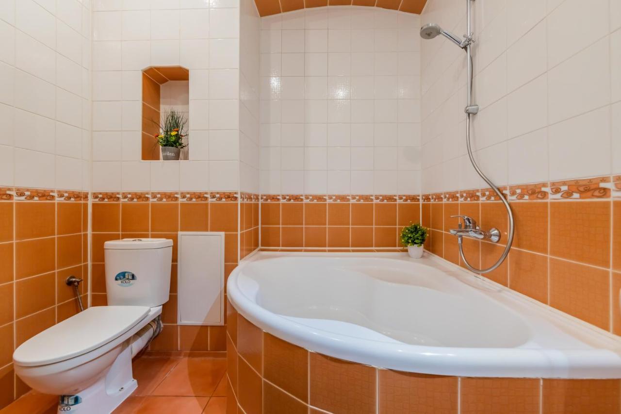 2К Квартира Між Майданом Та Софією Київською Apartment Bagian luar foto
