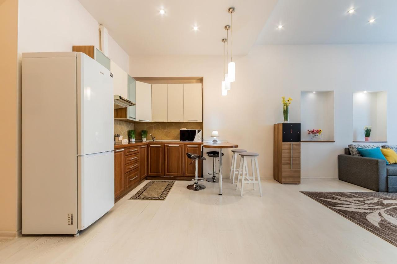2К Квартира Між Майданом Та Софією Київською Apartment Bagian luar foto