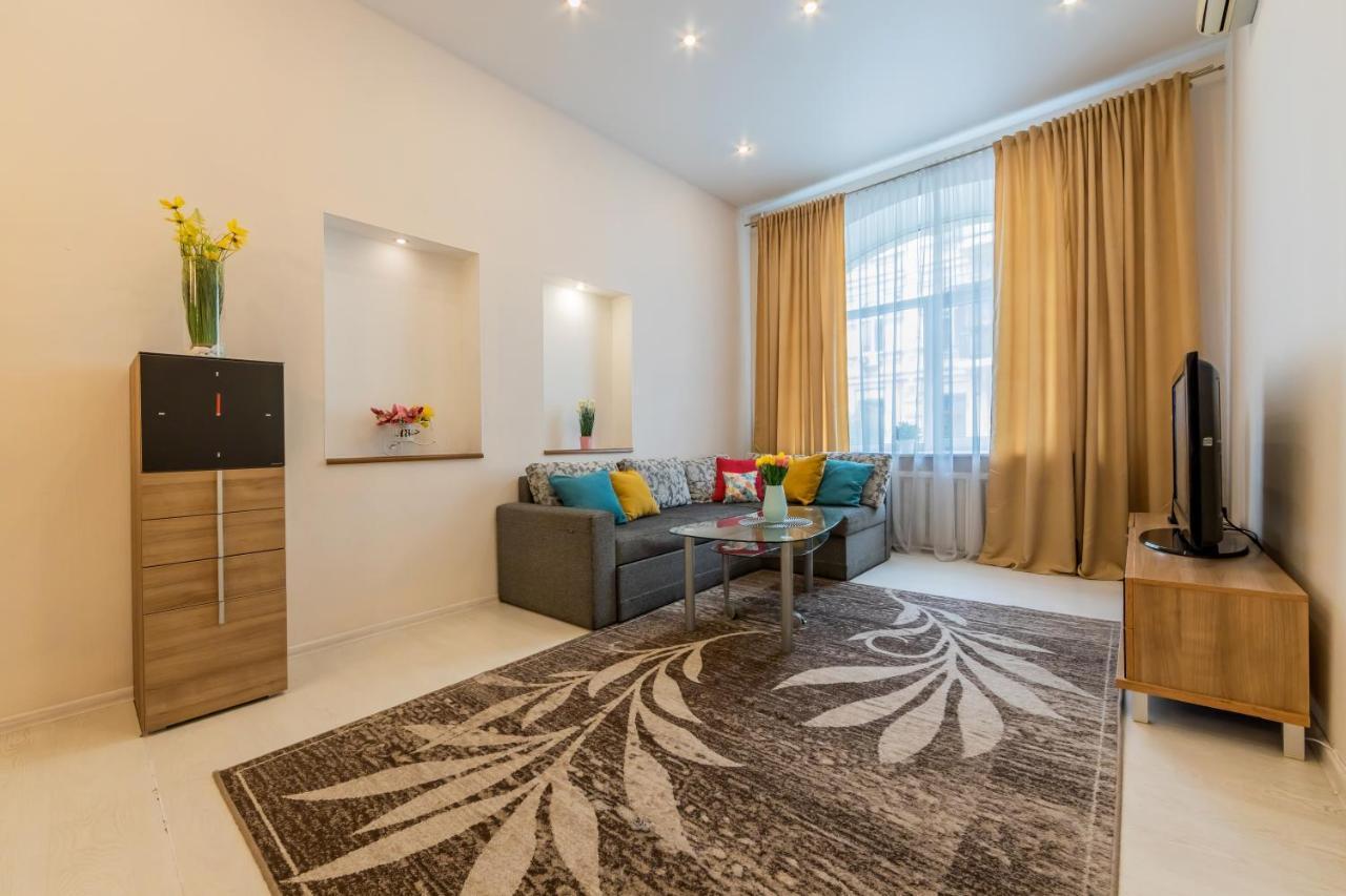 2К Квартира Між Майданом Та Софією Київською Apartment Bagian luar foto