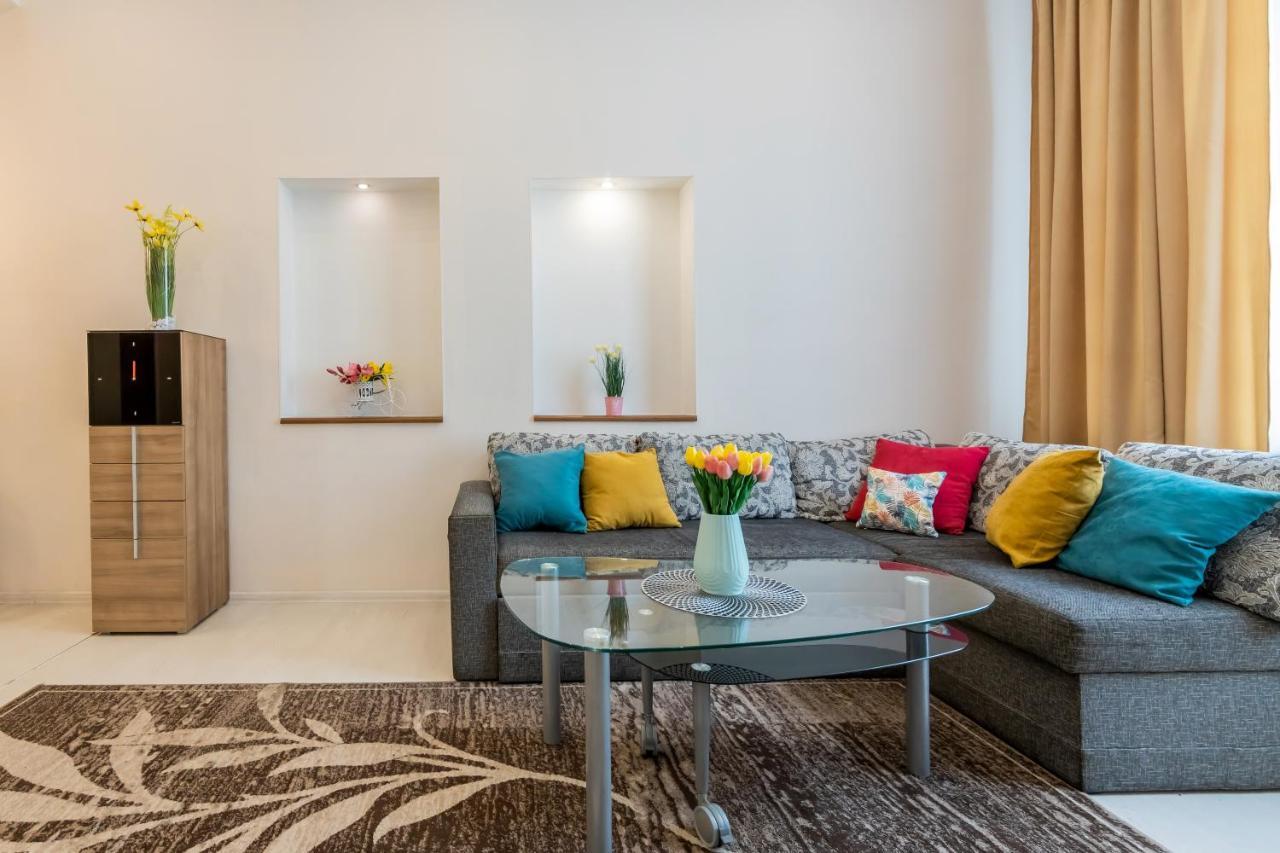 2К Квартира Між Майданом Та Софією Київською Apartment Bagian luar foto